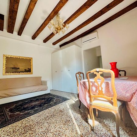 Ca Giovanni - Charmant And Exclusive Apartment Venedig Exterior foto